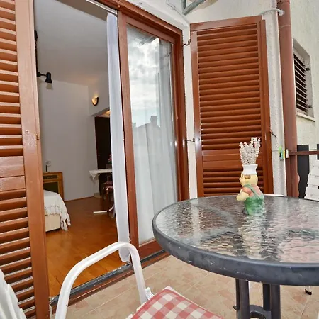 Apartment Irena Ciovo